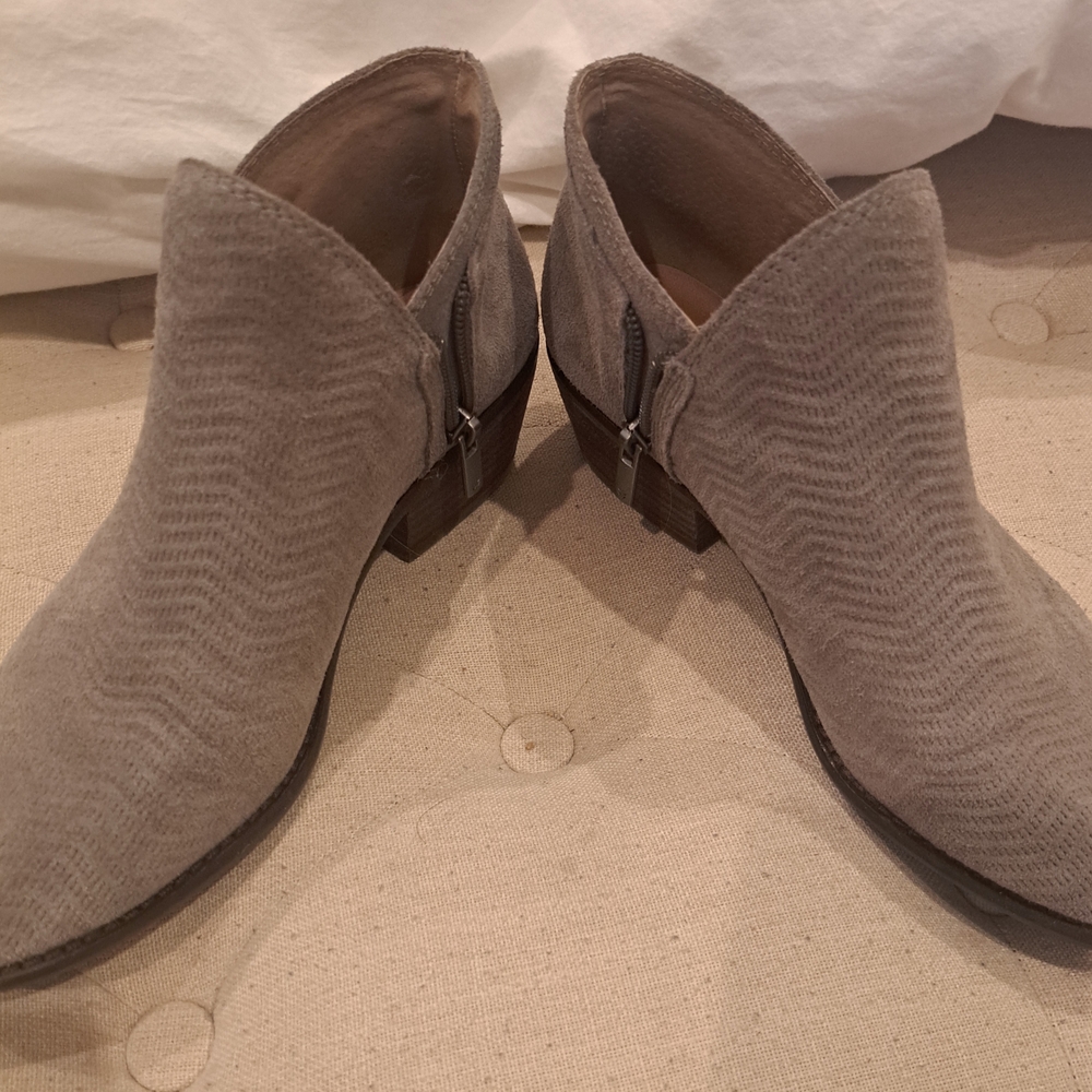 Lucky Brand Gray Ankle Boots